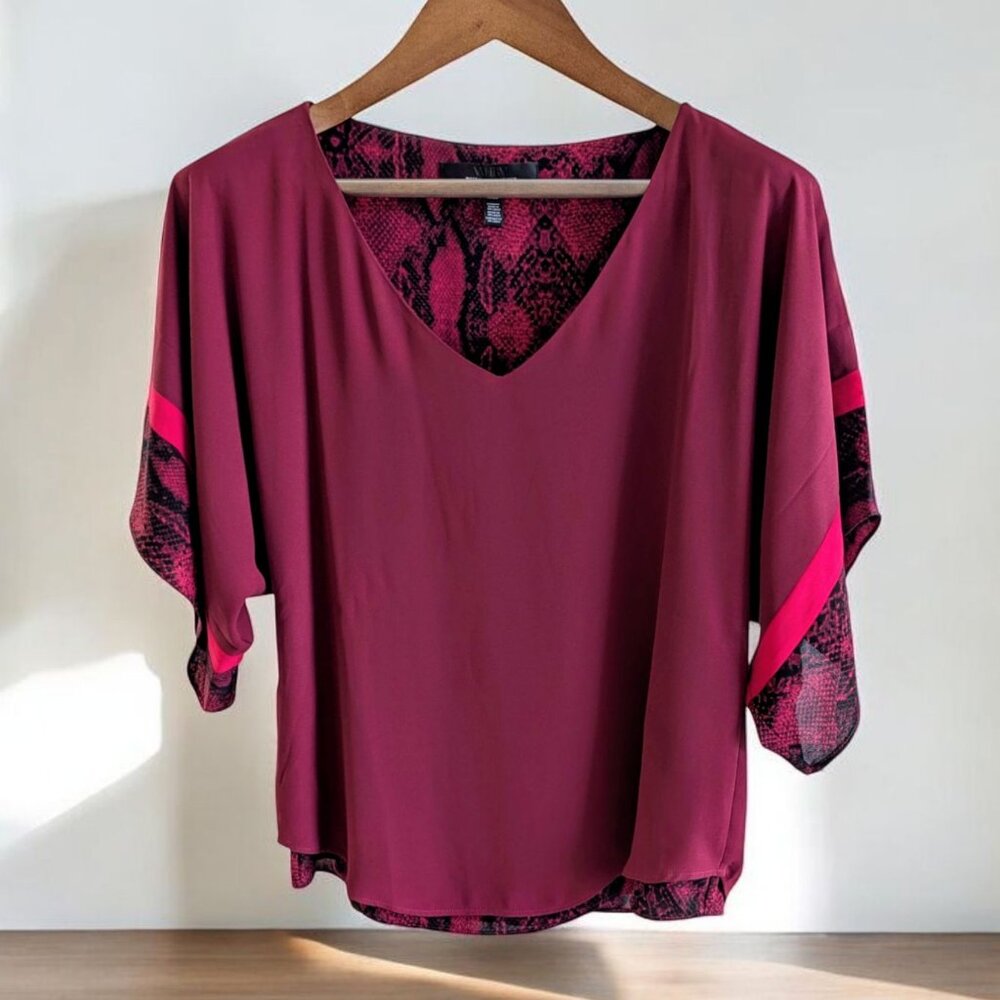 WHBM NWOT Kimono Sleeve Blouse Maroon Pinot Red Snakeskin Pattern Lining